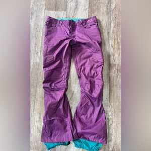 Burton women’s size large snowboarding pants